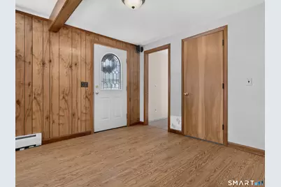 9 West Road, East Lyme, CT 06357 - Photo 8