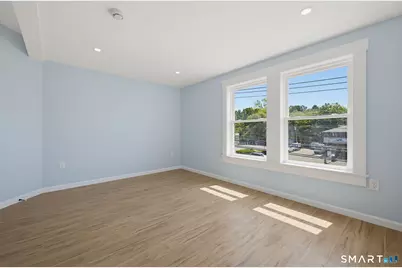 112 Broad Street, Meriden, CT 06450 - Photo 32