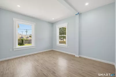 112 Broad Street, Meriden, CT 06450 - Photo 18