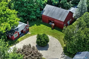 18 East St, Bethlehem, CT 06751 - Photo 2