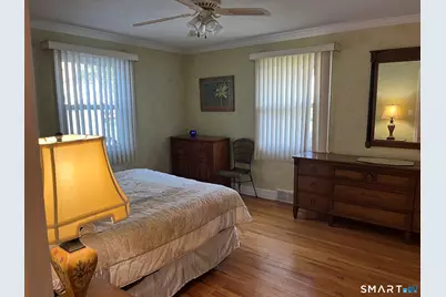 37 Fleetwood Drive, Waterbury, CT 06706 - Photo 6