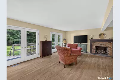 7 Bailey Drive, Guilford, CT 06437 - Photo 10