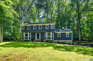 10 Leopard Dr, Newtown, CT 06482 - Photo 1
