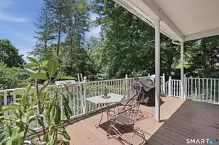 29 Woodland Ave, Bloomfield, CT 06002 - Photo 36