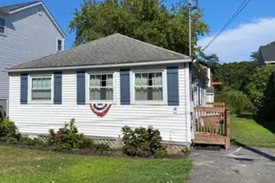 39 Brockett Rd, East Lyme, CT 06357 - Photo 1