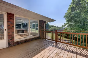 36 View St, Plainville, CT 06062 - Photo 14