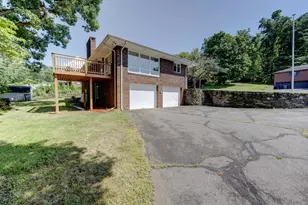 36 View St, Plainville, CT 06062 - Photo 2