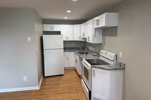 165 School St, Bristol, CT 06010 - Photo 2