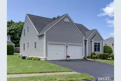 36 Buckland Street #31, Southington, CT 06479 - Photo 2