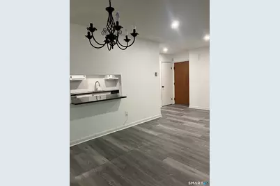 3004 Madison Avenue #B, Bridgeport, CT 06606 - Photo 6