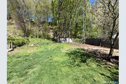 95 Park Avenue, Derby, CT 06418 - Photo 30