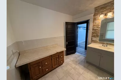 95 Park Avenue, Derby, CT 06418 - Photo 12