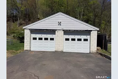 95 Park Avenue, Derby, CT 06418 - Photo 22
