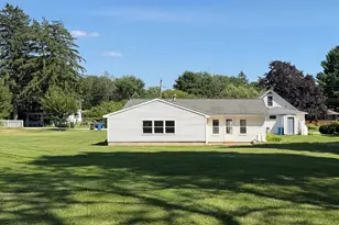 131 Daggett St, Plainfield, CT 06354 - Photo 6