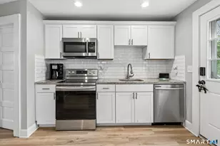 133 Jackson Ave, Stratford, CT 06615 - Photo 10