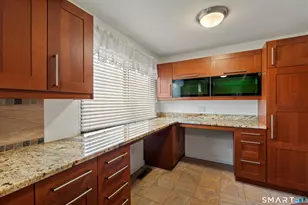 170 Beacon Hill Common, Beacon Falls, CT 06403 - Photo 6