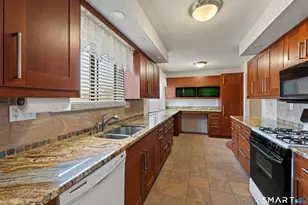 170 Beacon Hill Common, Beacon Falls, CT 06403 - Photo 4