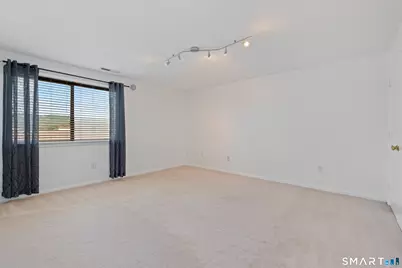 170 Beacon Hill Common #170, Beacon Falls, CT 06403 - Photo 16