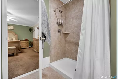 46 Old Oak Court, Southington, CT 06489 - Photo 20
