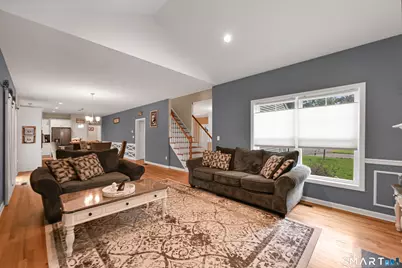 46 Old Oak Court, Southington, CT 06489 - Photo 10