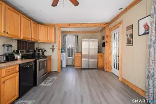 9 Hammond St, Putnam, CT 06260 - Photo 6