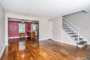 51 Arnold Way, West Hartford, CT 06119 - Photo 2