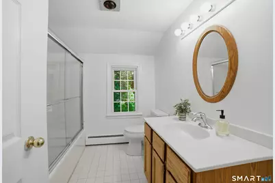112 Hedgehog Lane, Simsbury, CT 06092 - Photo 16