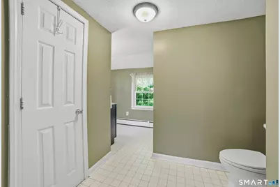 112 Hedgehog Lane, Simsbury, CT 06092 - Photo 20