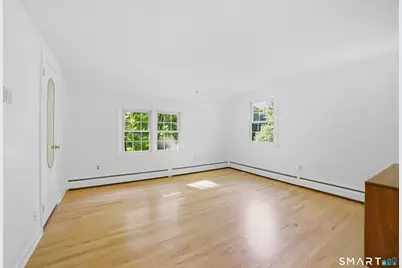 112 Hedgehog Lane, Simsbury, CT 06092 - Photo 18