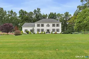 34 Foxglove Cir, Haddam, CT 06441 - Photo 2