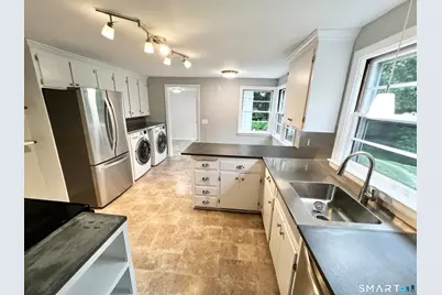 1360 Main Street, Glastonbury, CT 06033 - Photo 6