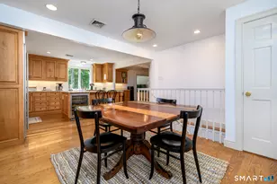 64 E Hunting Ridge Rd, Stamford, CT 06903 - Photo 8