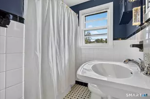 440 Evergreen Ave, Hamden, CT 06518 - Photo 26