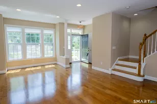 19 Orwich Ct, Danbury, CT 06810 - Photo 4