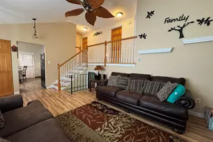 44 Warner St, Bristol, CT 06010 - Photo 10