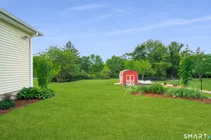 32 Evergreen Rd, Cromwell, CT 06416 - Photo 8
