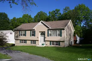 15 Old Oak Rd, Norwich, CT 06360 - Photo 2