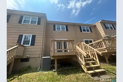 5 Deer Run #5, Bethel, CT 06801 - Photo 4