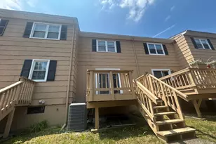 5 Deer Run, Bethel, CT 06801 - Photo 4