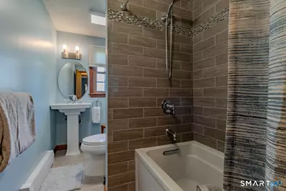 5 Urban Lane, Newington, CT 06111 - Photo 16