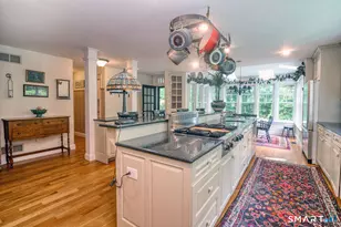 12 Castle Hill Rd, Stonington, CT 06379 - Photo 4