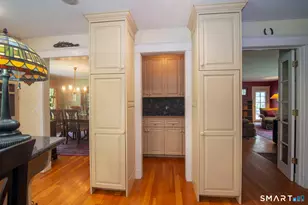 12 Castle Hill Rd, Stonington, CT 06379 - Photo 8