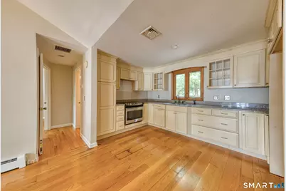 63 Bay Road, East Hampton, CT 06424 - Photo 4