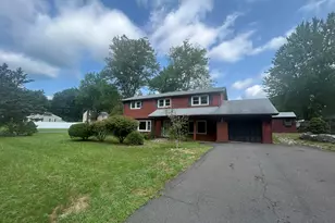 34 Brookside Rd, Newington, CT 06111 - Photo 1