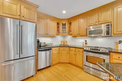 21 Church Terrace, Newington, CT 06111 - Photo 2