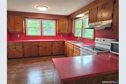650 Main Street North, Woodbury, CT 06798 - Photo 2