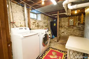 80 Dixon St, Bridgeport, CT 06604 - Photo 34