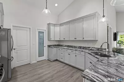 4 Henry Drive #4, Plainfield, CT 06354 - Photo 8
