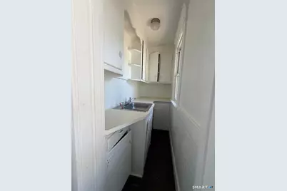 35 Irvington Street #2, New Haven, CT 06513 - Photo 6