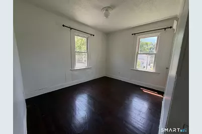 35 Irvington Street #2, New Haven, CT 06513 - Photo 2